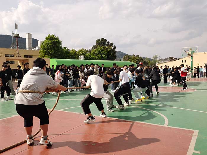 拔河3.jpg
